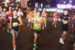 BIB: 11530, 28243, 20936, 251
                            <button type="button" onclick="openModal(23172302)" class="btn btn-primary btn-sm float-right btn-popup" data-toggle="modal" data-target=".modal-high-quality">
                        <i class="fas fa-shopping-cart"></i> Add to Cart
                    </button>
                                            <button type="button" onclick="isThisMe(23172302, true)" class="btn btn-success btn-sm float-right btn-popup btn-isme hidden" data-toggle="tooltip" data-placement="bottom" title="นี่คือรูปของคุณใช่ไหม คลิกที่นี่เพื่อเอาเข้าอัลบั้ม">
                        <i class="fas fa-plus"></i> Add to album
                    </button>
                    <button type="button" onclick="isThisMe(23172302, false)" class="btn btn-warning btn-sm float-right btn-popup btn-isnotme hidden">
                        <i class="fas fa-ban"></i> Remove from album
                    </button>